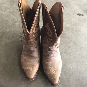 Women’s Justin Cowboy boots (wide calf)